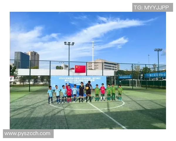 重庆足球队的默契配合揭秘让我们一起领略足球的魅力与激情